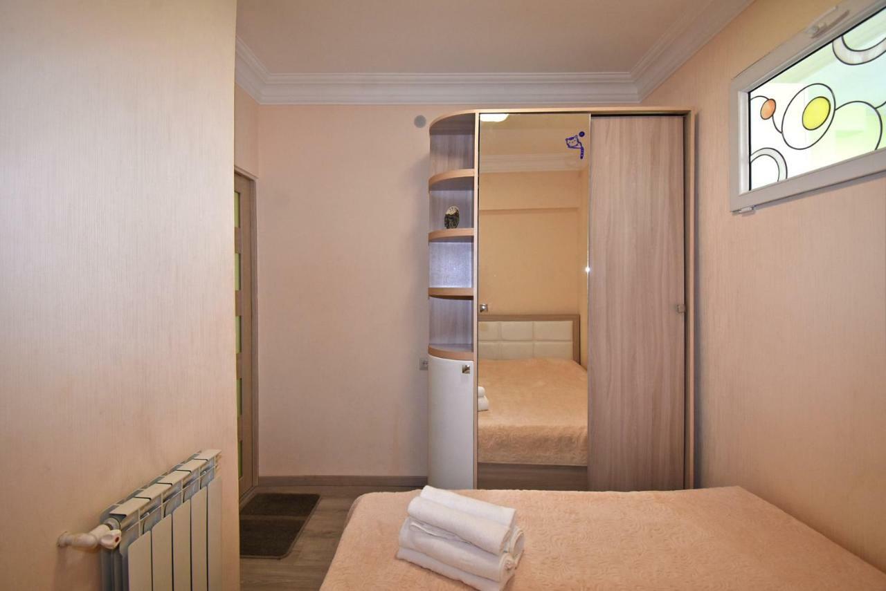 Perfect Apartment In Center Of Yerevan City Exterior photo